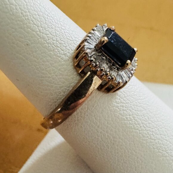 Jewelry - 10K Yellow Gold Sapphire Diamond Ring Halo Princess Cut size 9